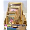 Image 1 : 7 VINTAGE PAPER TOLE WALL ART