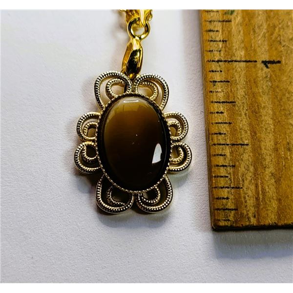 5)  GOLD TONE FILIGREE PENDANT WITH OVAL