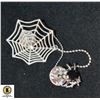 Image 1 : VINTAGE SILVER SPIDERWEB BROOCH WITH ONYX