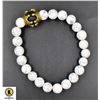 Image 1 : #101-NATURAL WHITE PINE CROWN FROSTED BRACELET
