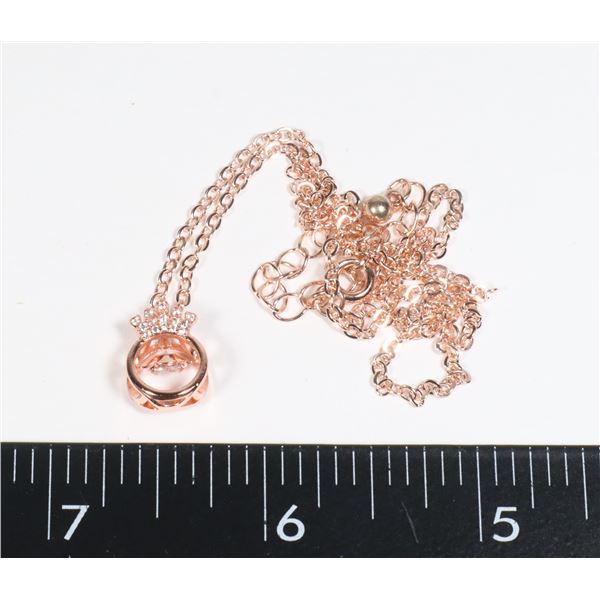 NEW CROWN GOLD TONE RHINESTONE PENDANT NECKLACE