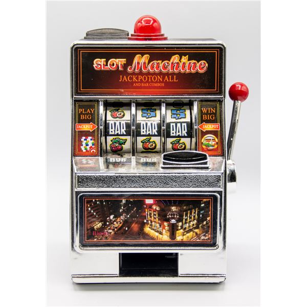 SLOT MACHINE, BATTERY OPERATED - TESTED