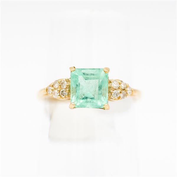 10 KT YELLOW GOLD EMERALD AND DIAMOND RING SZ 7