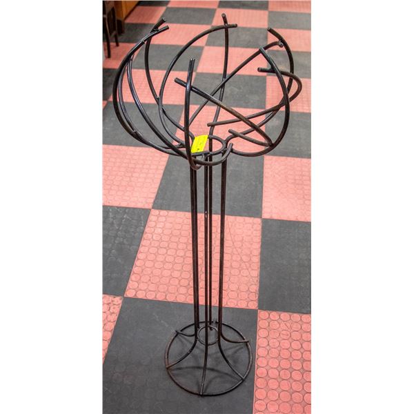 IRON PLANT STAND 42 TALL