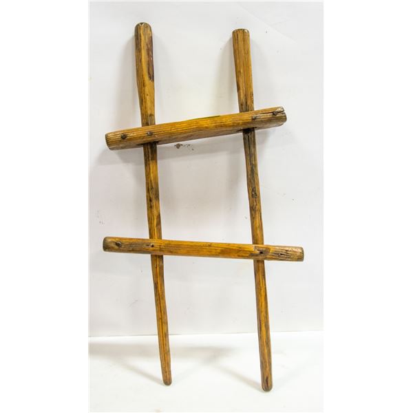 ANTIQUE WOOD ITEM