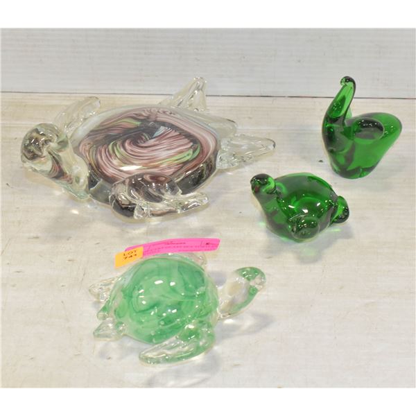 LOT OF 4 ART GLASS SEA TURTLES AND WHALE