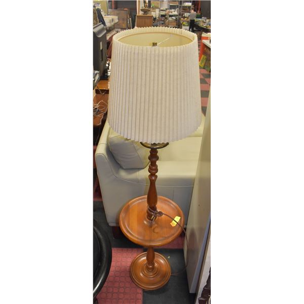 VINTAGE SOLID WOOD END TABLE LAMP H-56.5"