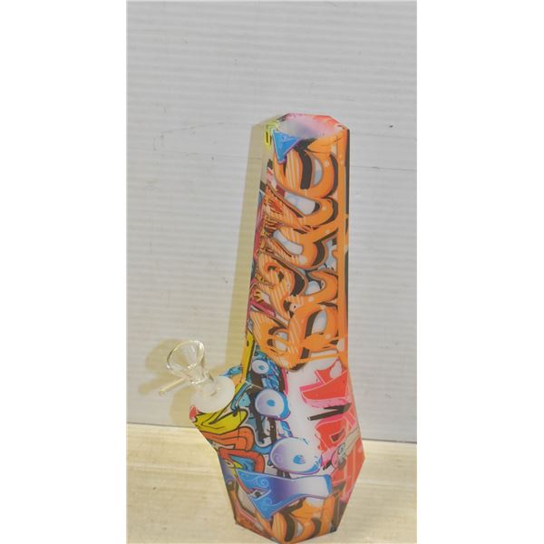 NEW 10  SILICONE STREET ART BONG