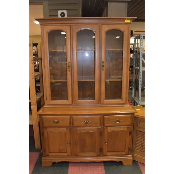 VINTAGE VILAS MAPLE BUFFET AND HUTCH