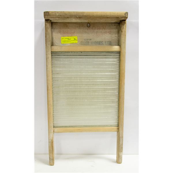 ANTIQUE CROWN CLASS WOOD AND GLASS WASHBOARD