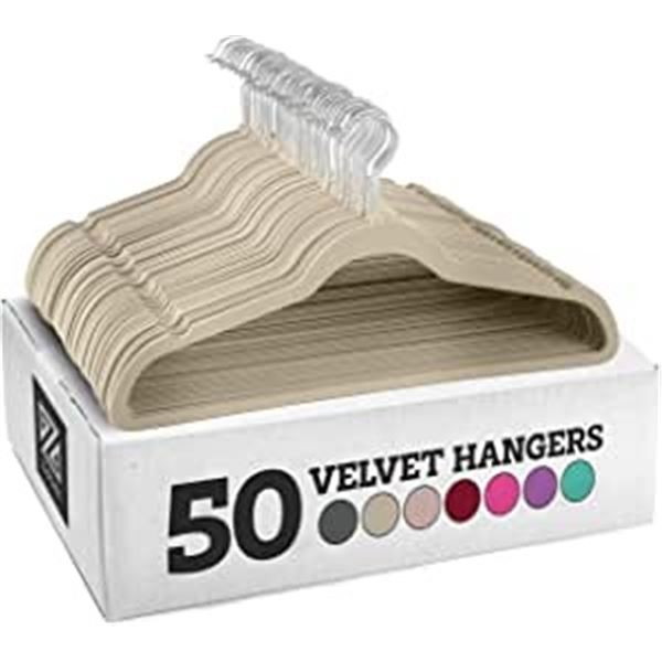 50 VELVET HANGERS IN IVORY COLOUR