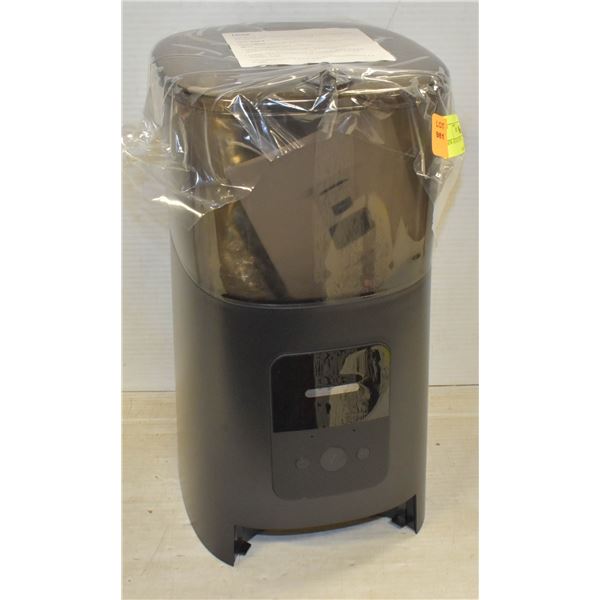 NEW AUTOMATIC PET FEEDER