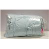 Image 1 : NEW LIGHT BLUE QUEEN/FULL SIZE COMFORTER