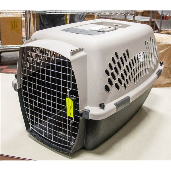 MEDIUM SIZE PET KENNEL