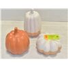 Image 1 : LOT OF 3 CERAMIC PUMPKIN/GOURDS