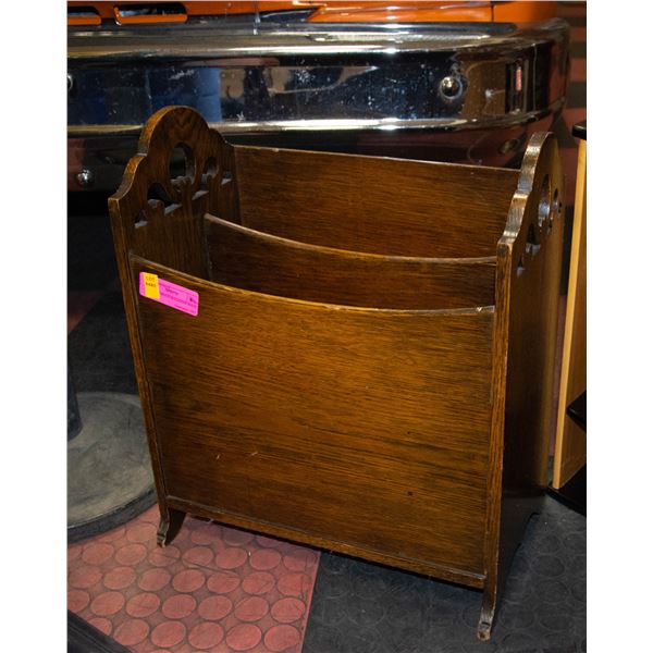 ANTIQUE WOOD MAGAZINE RACK