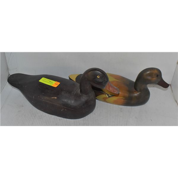 PAIR OF VINTAGE WOOD DUCKS