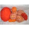 Image 1 : Orange yarn