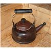 Image 1 : Vintage whistle kettle