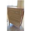Image 4 : 5-drawer dresser (solid wood) - with key - 32W 18D 46H (drawers slide freely)