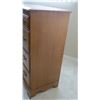 Image 5 : 4-drawer dresser (birch? - solid wood) - 32W 17D 43H (drawers slide freely) - HEAVY