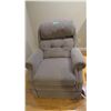 Image 5 : (2) Swivel rocker / recliner chairs - 33"