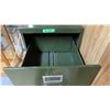 Image 4 : 3-drawer metal file cabinet - 18W 28D 42H