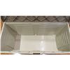 Image 4 : Gracious living deck storage box - 47W 21D 22.5H