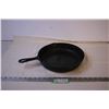 Image 1 : #8 Cast Iron Frying Pan USA Made