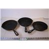 Image 1 : (3) Cast Iron Pans