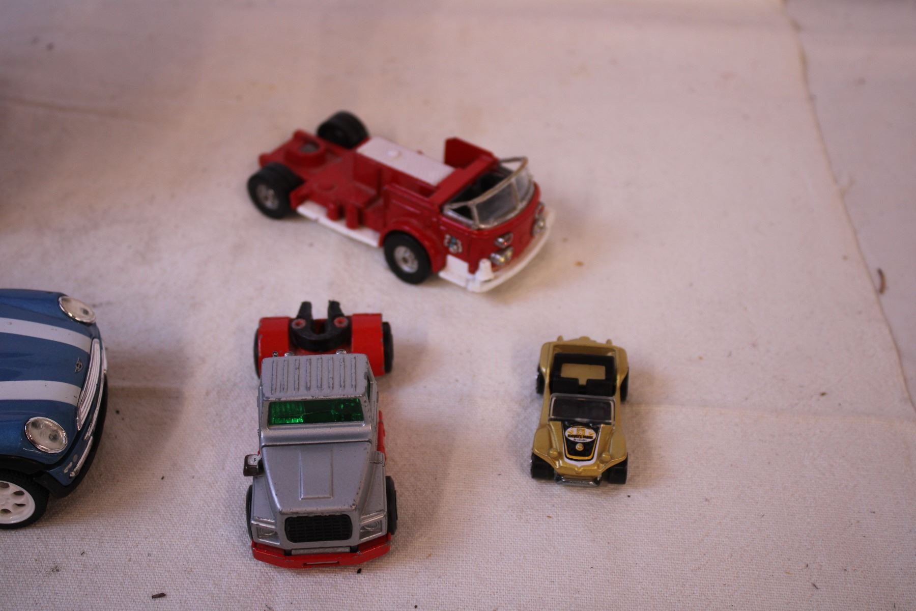 7 Toys Transformer Bodnarus Auctioneering 7-toys-transformer-bodnarus-auctioneering