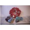 Image 1 : Pink Christmas Wreath + Yarn