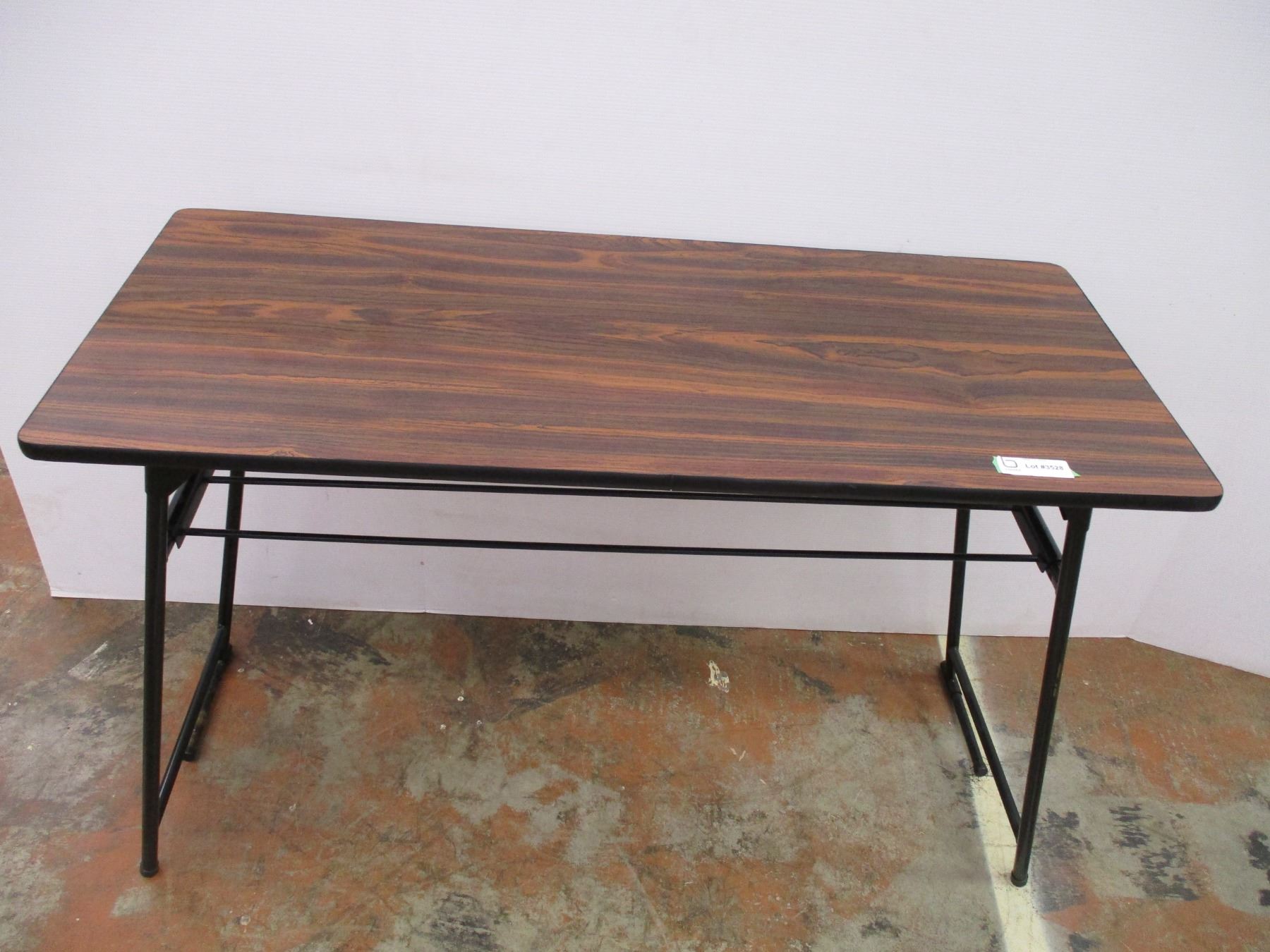 Used Knitting Table *Knitting machine table 42x18 - Bodnarus Auctioneering