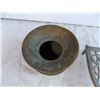 Image 4 : Brass pot + Iron Holder