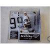 Image 3 : Legends Series 2 Wayne Gretzky Action Figure (Kings)