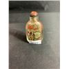 Image 1 : INSIDE PAINTED 'FLOWER GARDEN' SNUFF BOTTLE