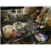 Image 1 : SHELF LOT OF GLASSWARE, SERVING PLATES, TABLE LAMPS, AND VASES