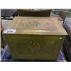 Image 2 : METAL TRUNK AND DECORATIVE BRASS PLATED WOODEN BOX