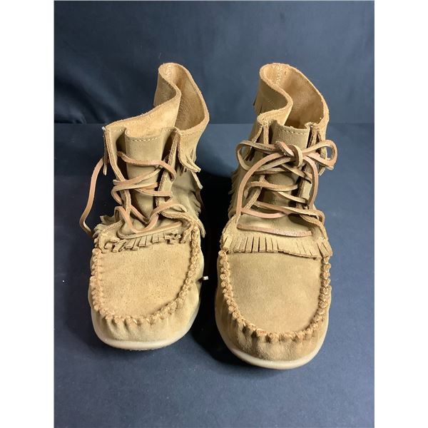 *NEW* SOFTMOC SHURI MOCCASINS SIZE 10