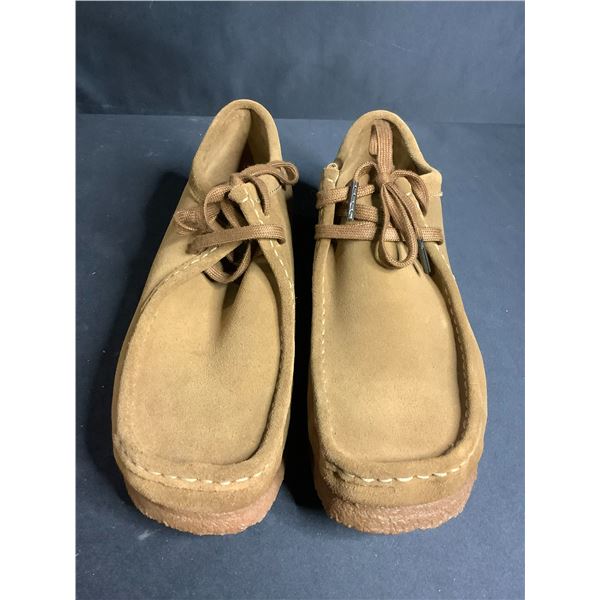 *NEW* CLARKS WALLABEE SHOES SIZE 10 M