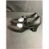 Image 2 : *NEW* CAPESZIO HEELS SIZE 6.5