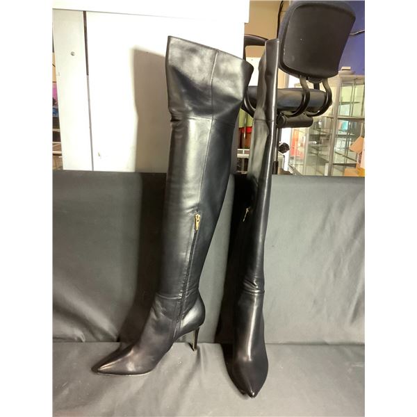 *NEW* GIANVITO ROSSI HEEL BOOTS SIZE 37.5