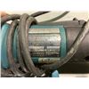 Image 2 : 2 MAKITA PRODUCTS: LIGHT (NO BATTERY) AND GD0600 1/4" PADDLE SWITCH DIE GRINDER