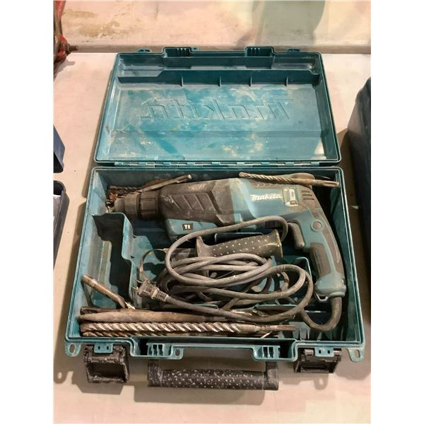 MAKITA AVT HAMMER DRILL WITH CARRYING CASE