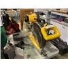 Image 2 : DEWALT 12" SLIDING COMPOUND MITER SAW