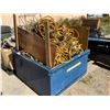 Image 1 : BIN OF CONSTRUCTION GRADE STRING LIGHTS