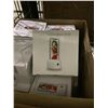 Image 2 : BOX OF SMART TRACKING MOBILE HOLDERS