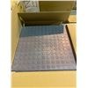 Image 2 : BOX OF ULTRALOCK TILES SOLID GREY GARAGE TILES 12" X 12"