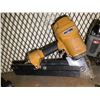 Image 2 : STANLEY BOSTITCH NAIL GUN