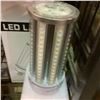 Image 2 : 3 45W 4000-4500K LED LAMPS